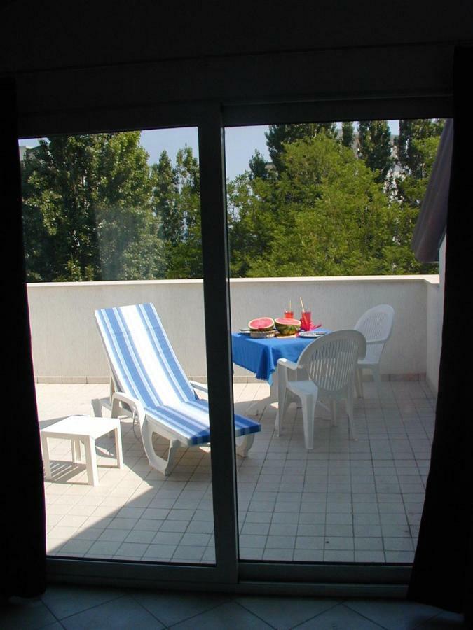 Deluxe Queen Room with Two Queen Beds,831360989:JPEG